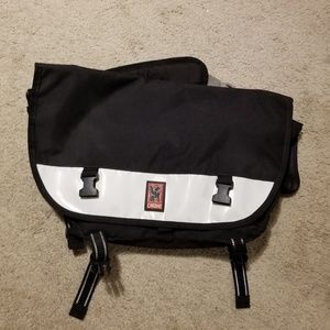 Chrome Mini Metro Messenger Bag